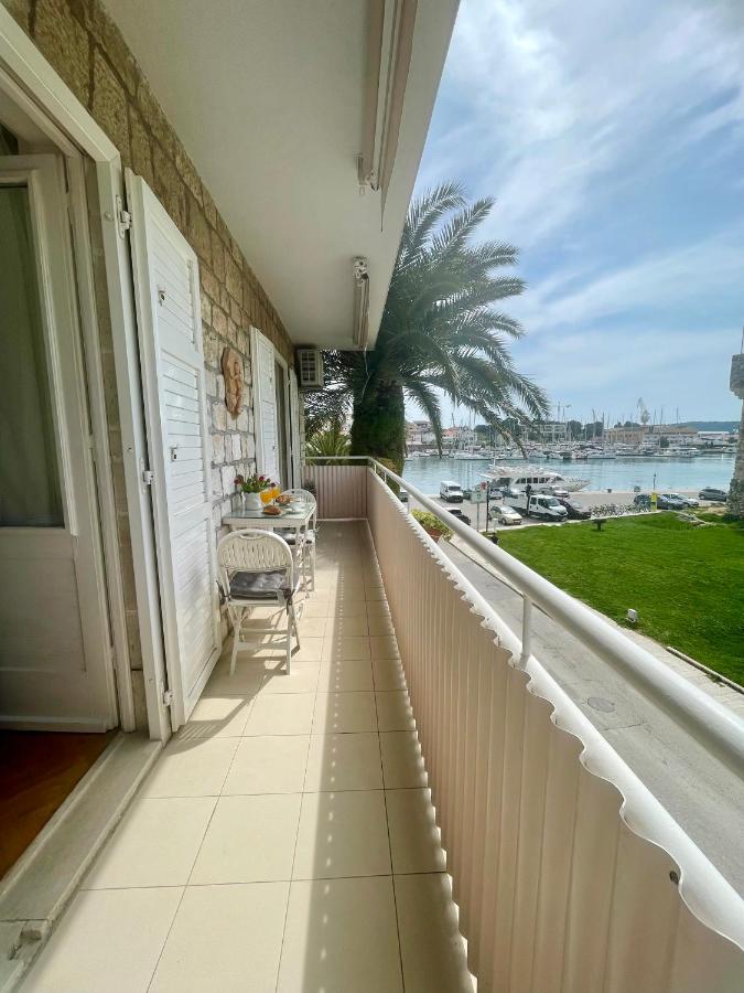 Dinka Old Town Apartment with sea view - B&B Traù