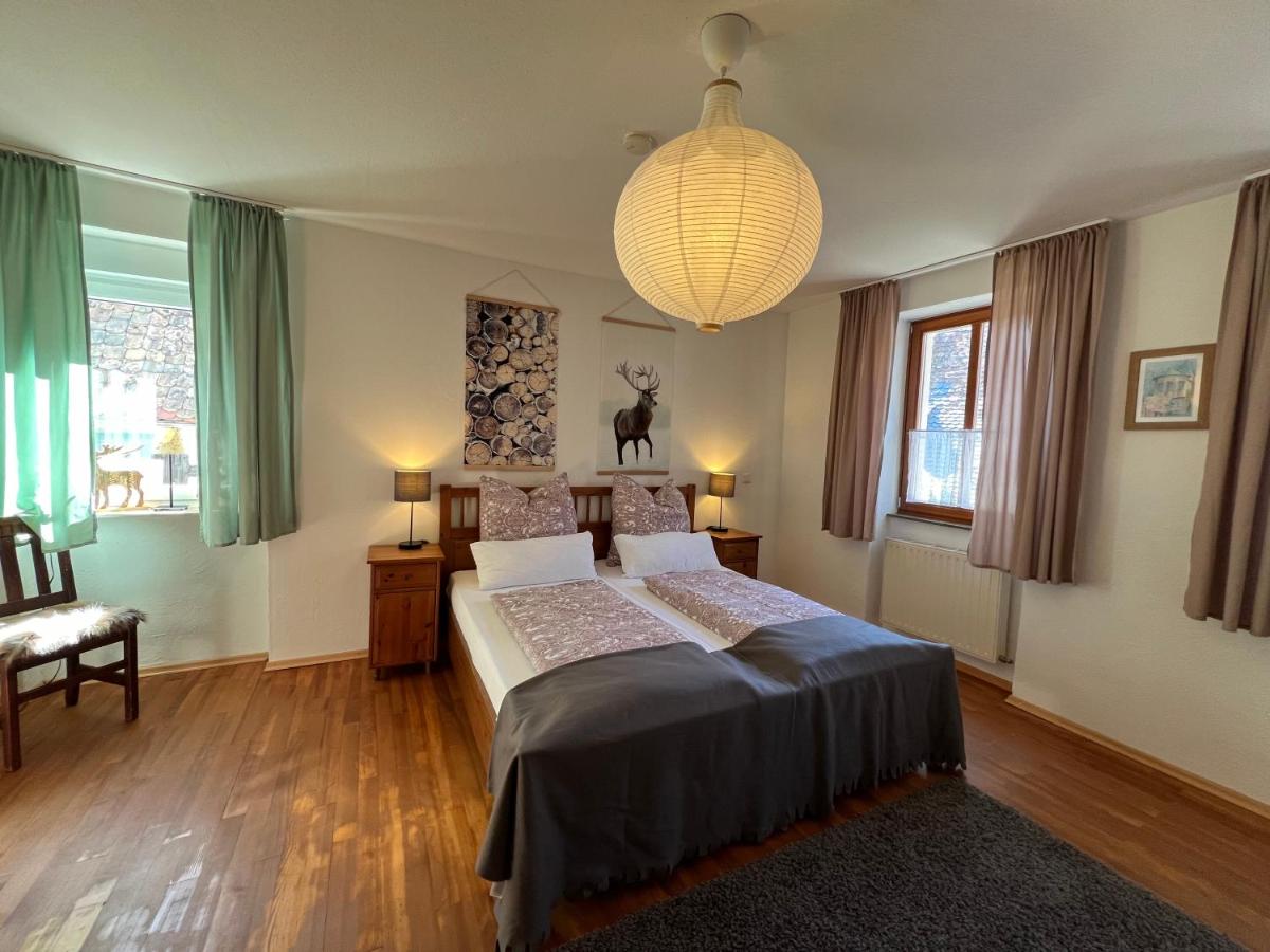 B&B Neustadt an der Weinstraße - Ferienhaus Gimmeldingen - Bed and Breakfast Neustadt an der Weinstraße