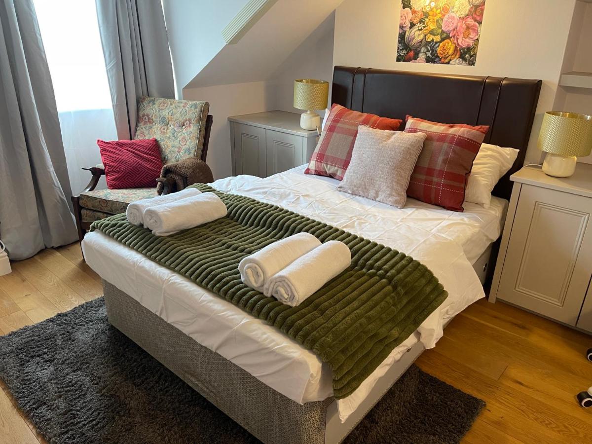 B&B Surbiton - Luxury Ensuite Rooms in Surbiton, An easy acess to central London - Bed and Breakfast Surbiton