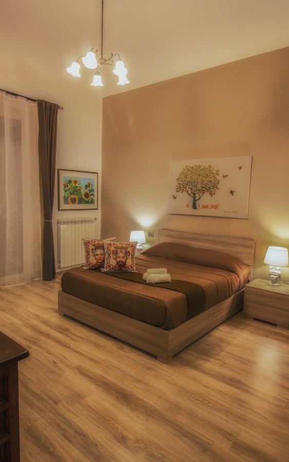 Quintino 57 Al Politeama - Tourist Lease - B&B Palermo