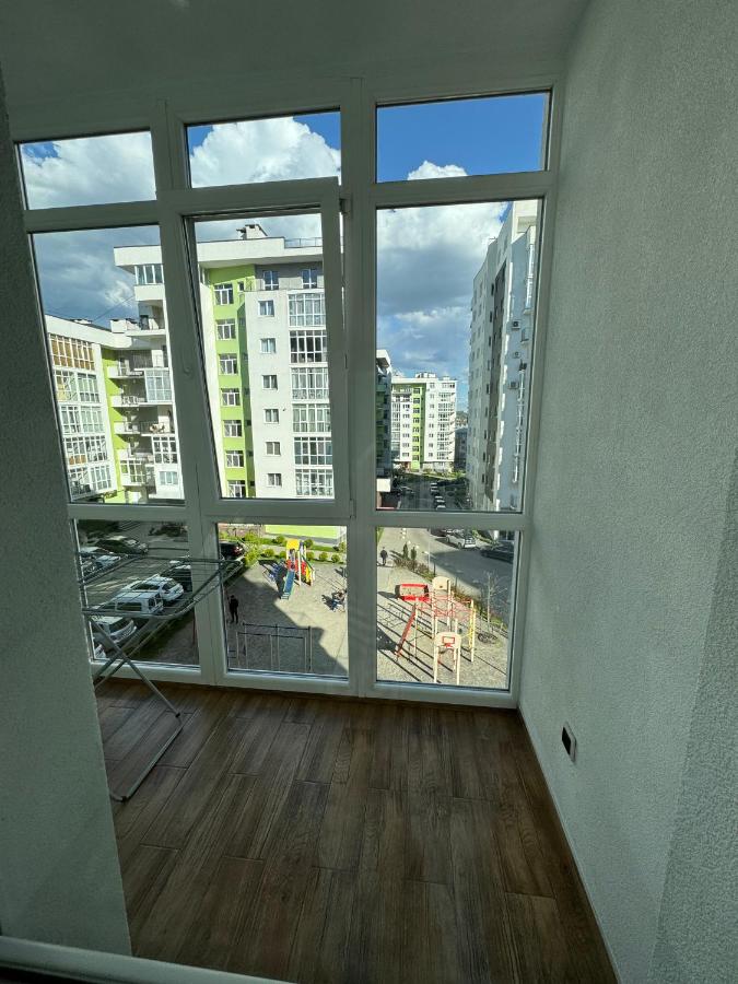 One-Bedroom Standard Apartment