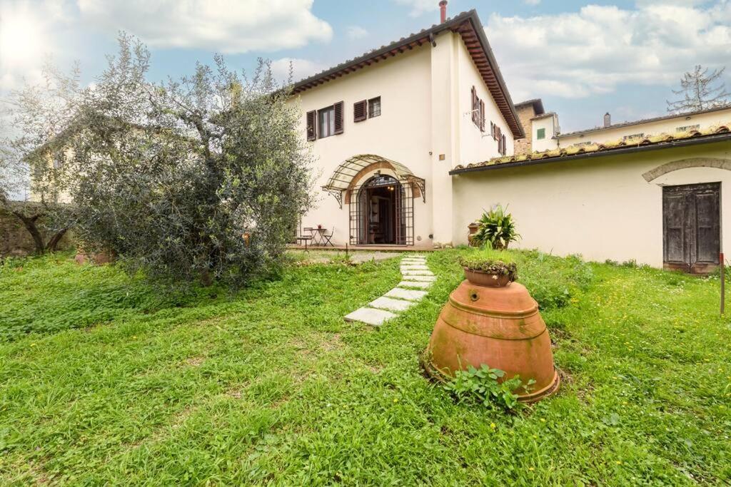 B&B Firenze - Il Portico sui Colli giardino privato e posto auto - Bed and Breakfast Firenze