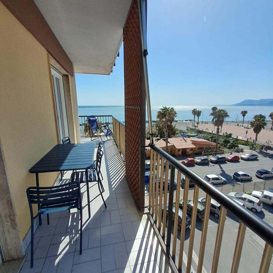La finestra sul mare - B&B Ventimiglia