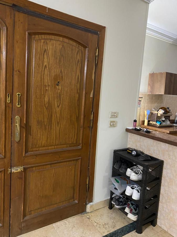 Room1 Degla 3br apt for singles and couples. - B&B Il Cairo