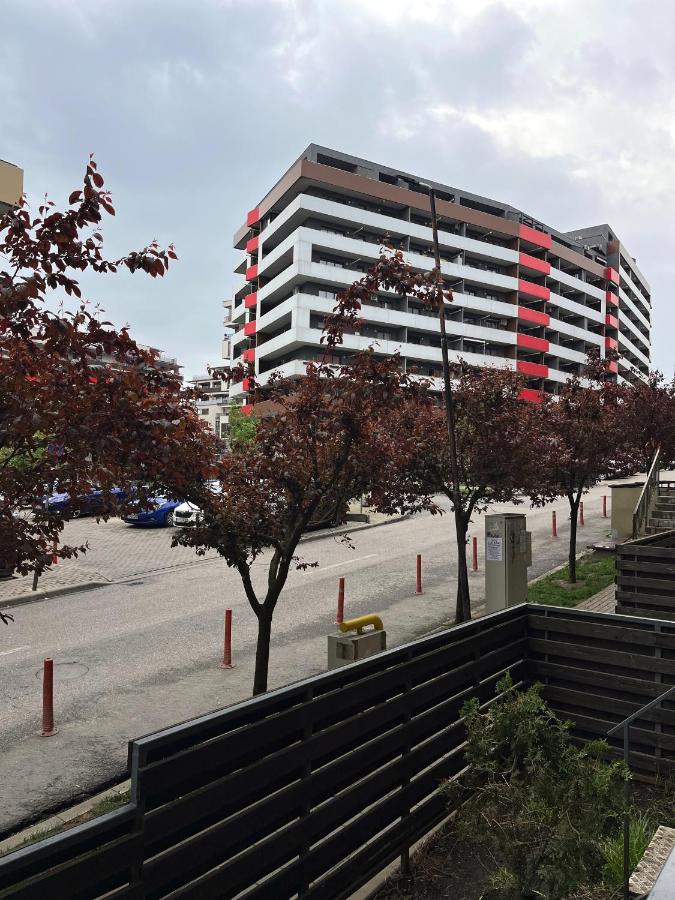 RBC Apartments with garden view and parking - B&B