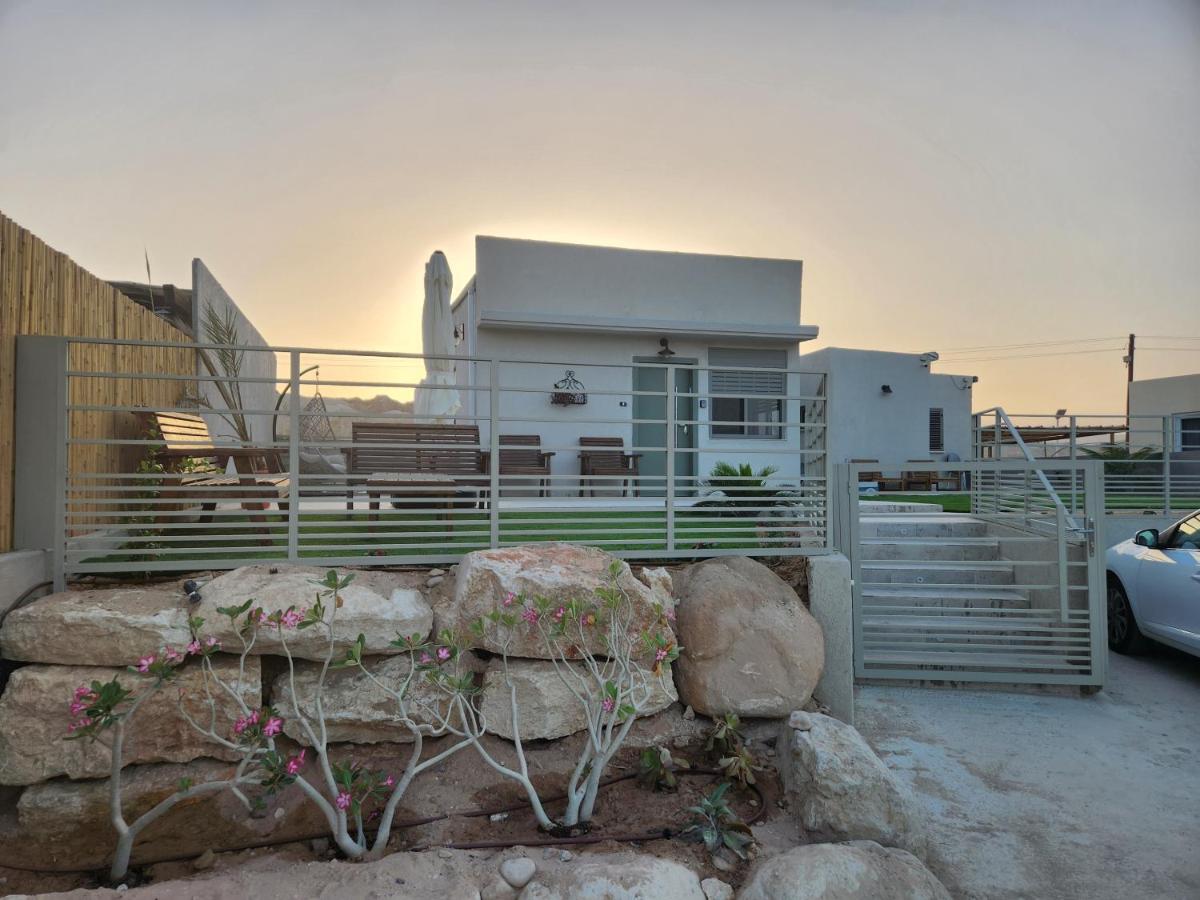 בצל ההר - B&B