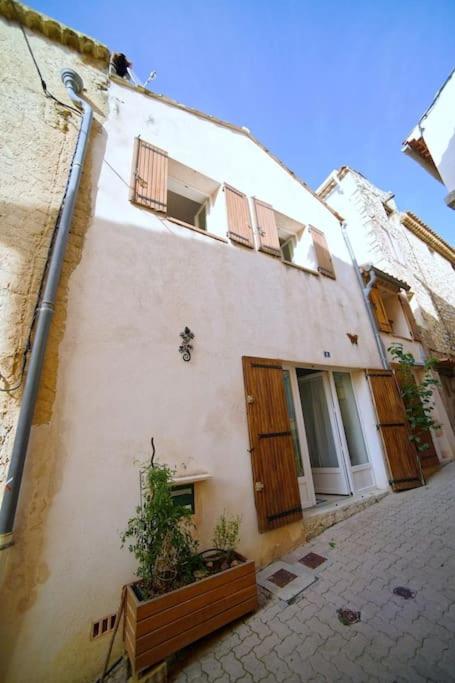 Maison de village Les amandiers - B&B