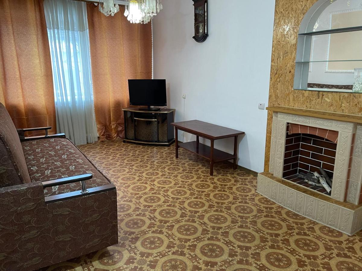 B&B Mykolaïv - Соборная-Sobornaya main street - Bed and Breakfast Mykolaïv