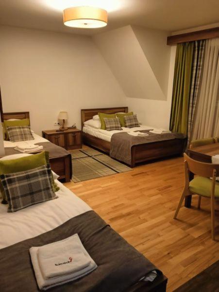 Chambre Quadruple avec Balcon