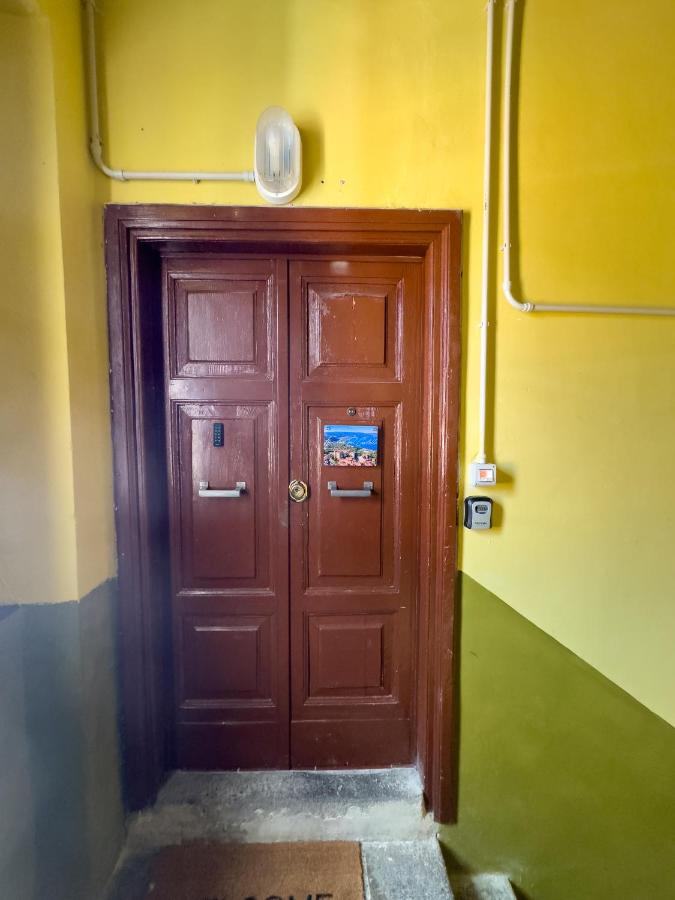 Apt Finestra Sul Castello, Vista Lago Wi-Fi Gratis - B&B