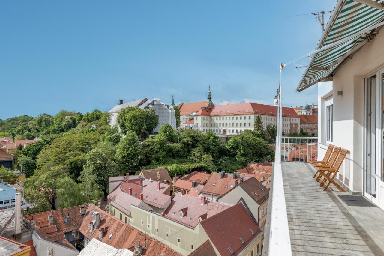 Grand Square Suite - Tale Of The City - B&B Zagreb