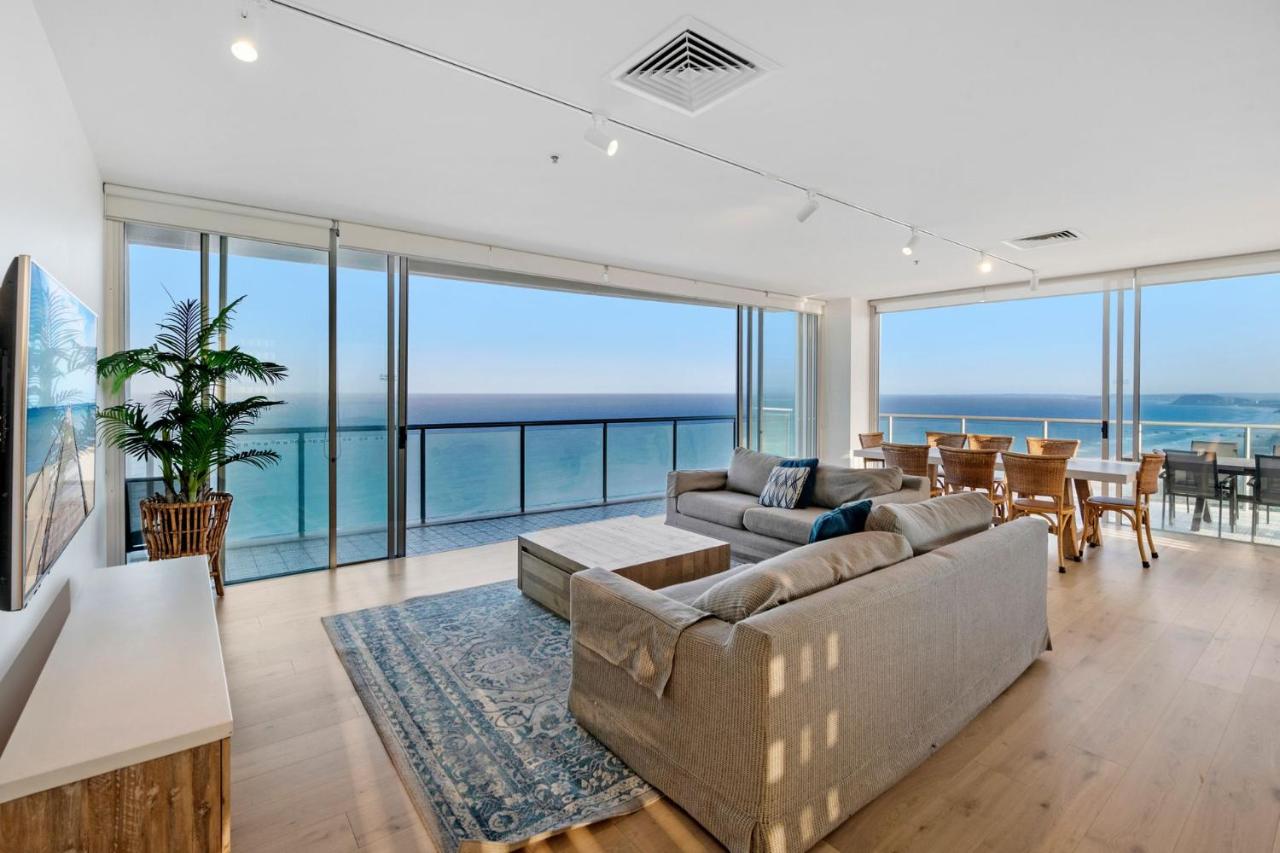 B&B Gold Coast - Air on Broadbeach 2 Level Private Apartment - Bed and Breakfast Gold Coast