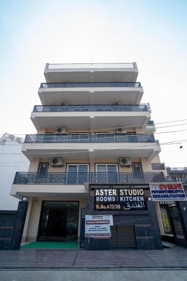 B&B Gurgaon - Aster Studio Sec-39 Gurgaon I Fully furnished 2BHK - Bed and Breakfast Gurgaon