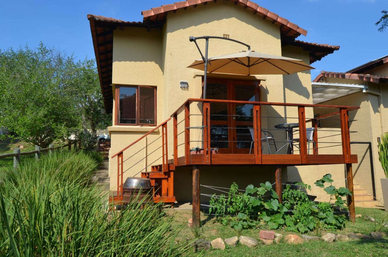 Jade Mountain Cottage 玉山小屋 - B&B