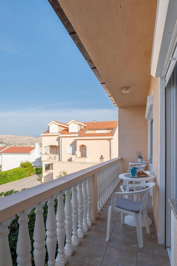 Apartment Wish - two bedrooms with 2 AC renewed - Ferienwohnung Pag