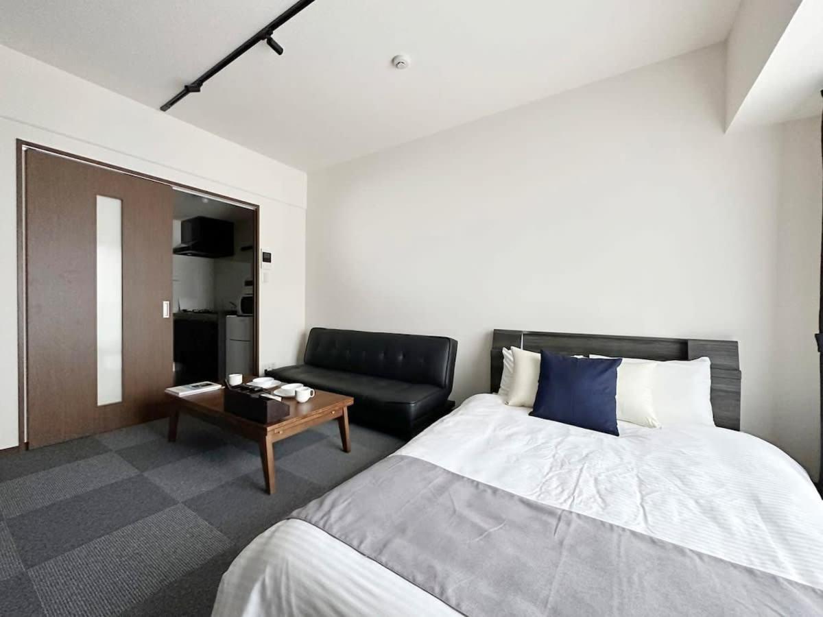 B&B Hiroshima - bHOTEL Nagomi - Comfy 1 Bedroom in City Center for 3ppl - Bed and Breakfast Hiroshima