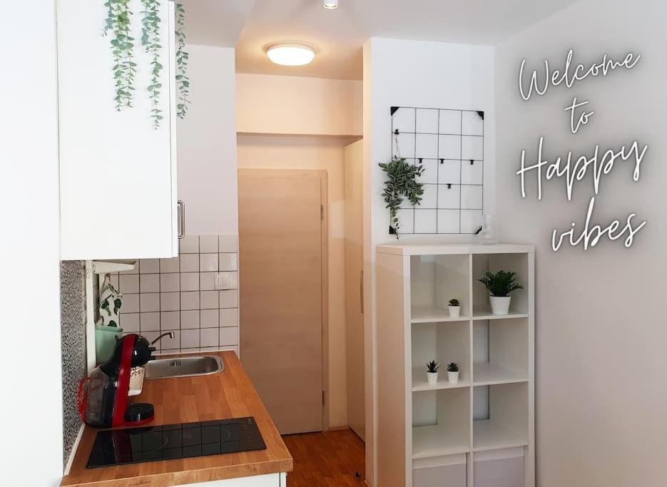 B&B Ljubljana - Happy Vibes apartment, charming & with free parking - Bed and Breakfast Ljubljana