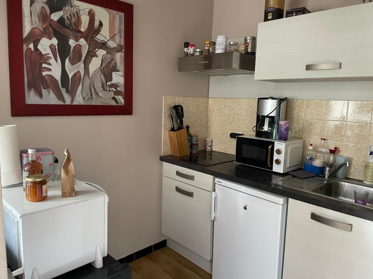 Manue studio 200 m centre au calme - B&B