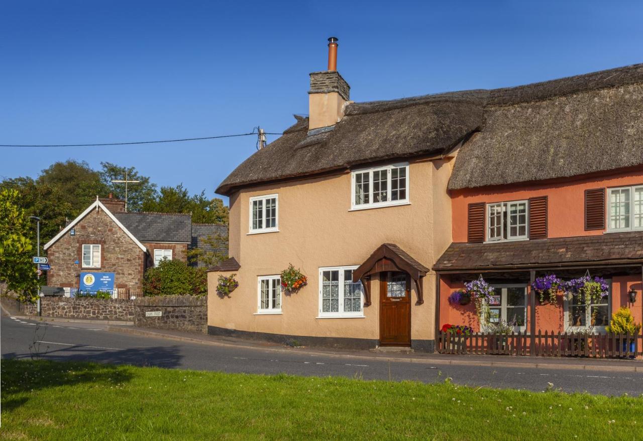 B&B Exford - Crown Cottage Exford - Bed and Breakfast Exford