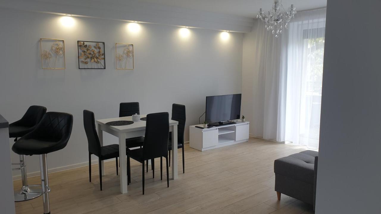 Apartament z tarasem w Centrum Kielc z prywatnym parkingiem - B&B
