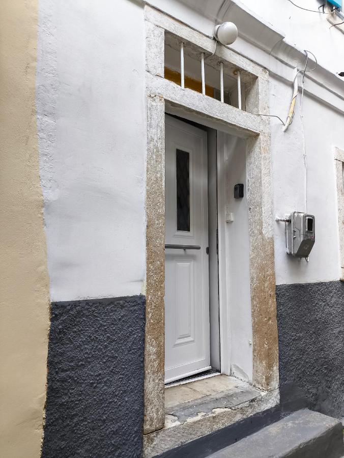 Dafnis Apartment Corfu Town - B&B