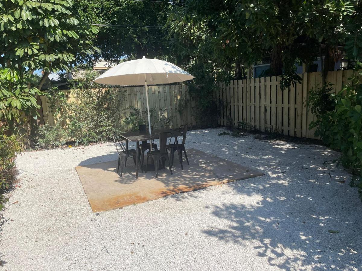 Lake Ridge Villa - Free Parking - B&B