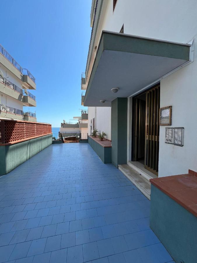 Elios Home Bellavista - Taormina Letojanni - B&B