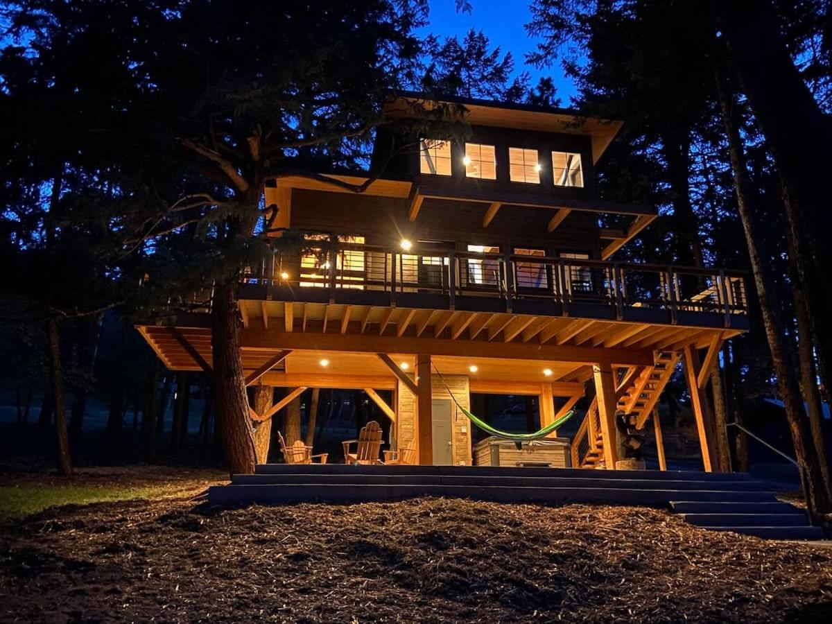 B&B Indian Hills - Upscale Mountain Treehouse Fire Pit & Hot Tub - Bed and Breakfast Indian Hills