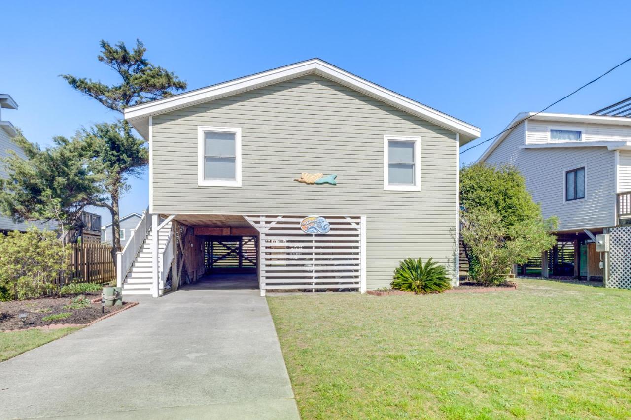 Coastal Home with Deck and Outdoor Shower - B&B