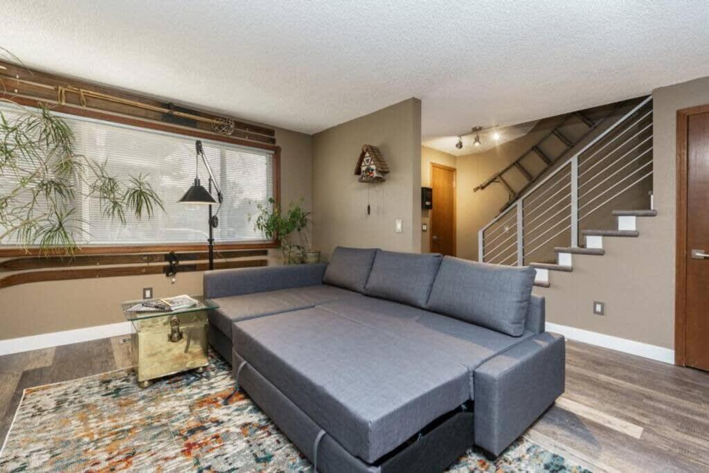 #StayInMyDistrict Eclectic Boise Townhouse near St Als - Chambres d'hôtes Boise