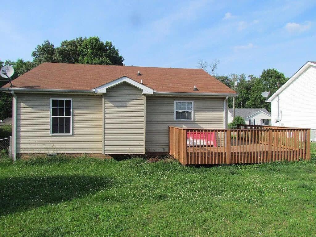 Beautiful cul-de-sac home with a fenced in yard! - Chambres d’hôtes