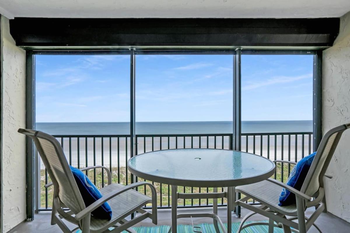 B&B Saint Augustine - Upscale Oceanfront Condo with Panoramic Views and Pool - Bed and Breakfast Saint Augustine