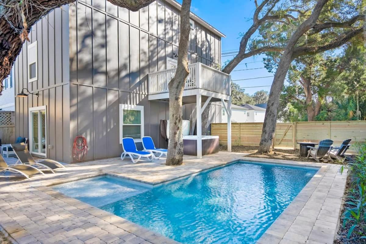 Downtown St Aug Home by Fountain of Youth Pool Spa by Beach Add Golf Cart - Chambres d'hôtes Saint Augustine