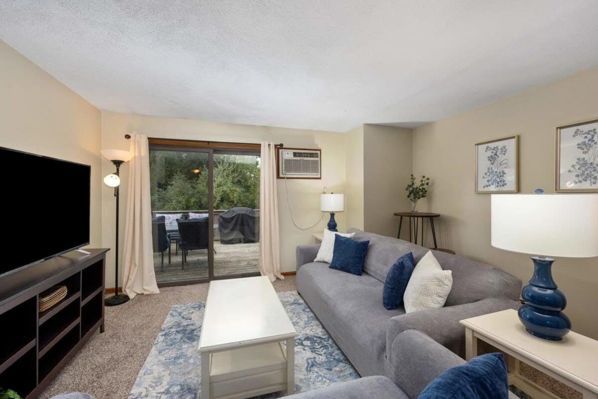 Countryside Cottage near by Lake Bella Vista - Bed and Breakfast