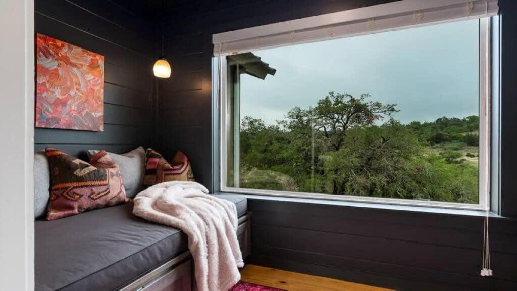 B&B Fredericksburg - Jumping Goat Ranch-Treehouse Amazing View - Bed and Breakfast Fredericksburg