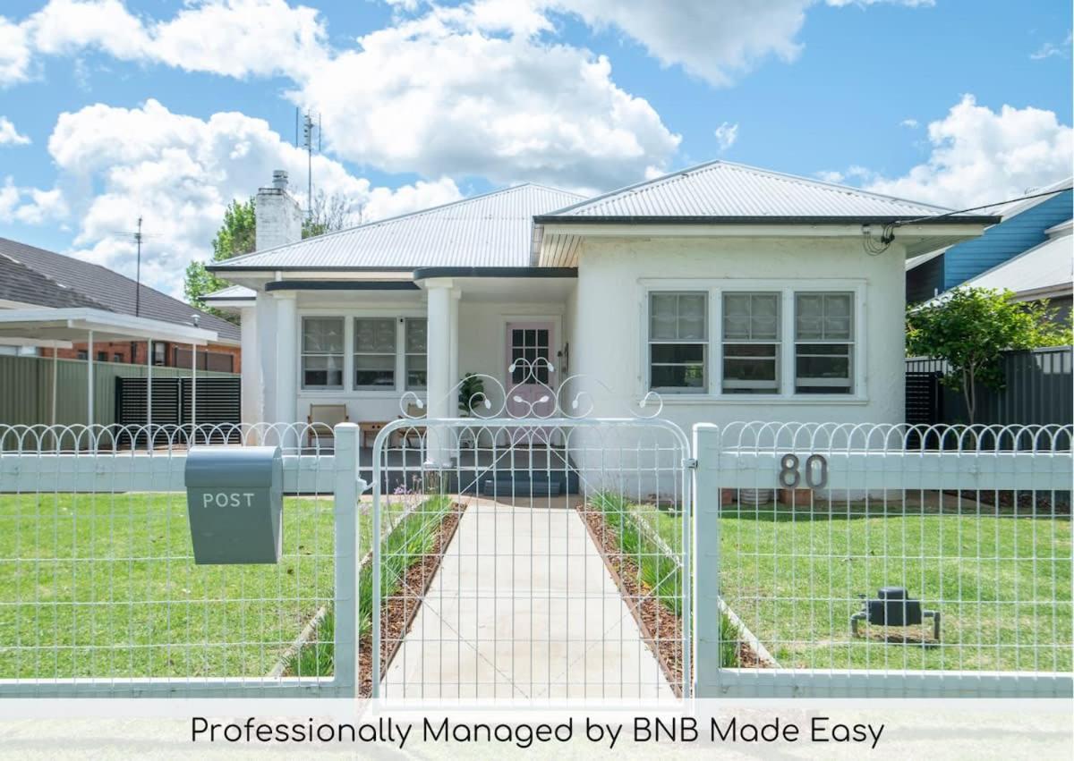 B&B Dubbo - The Haven - BBQ, Firepit, Wifi, Pet Friendly - Bed and Breakfast Dubbo