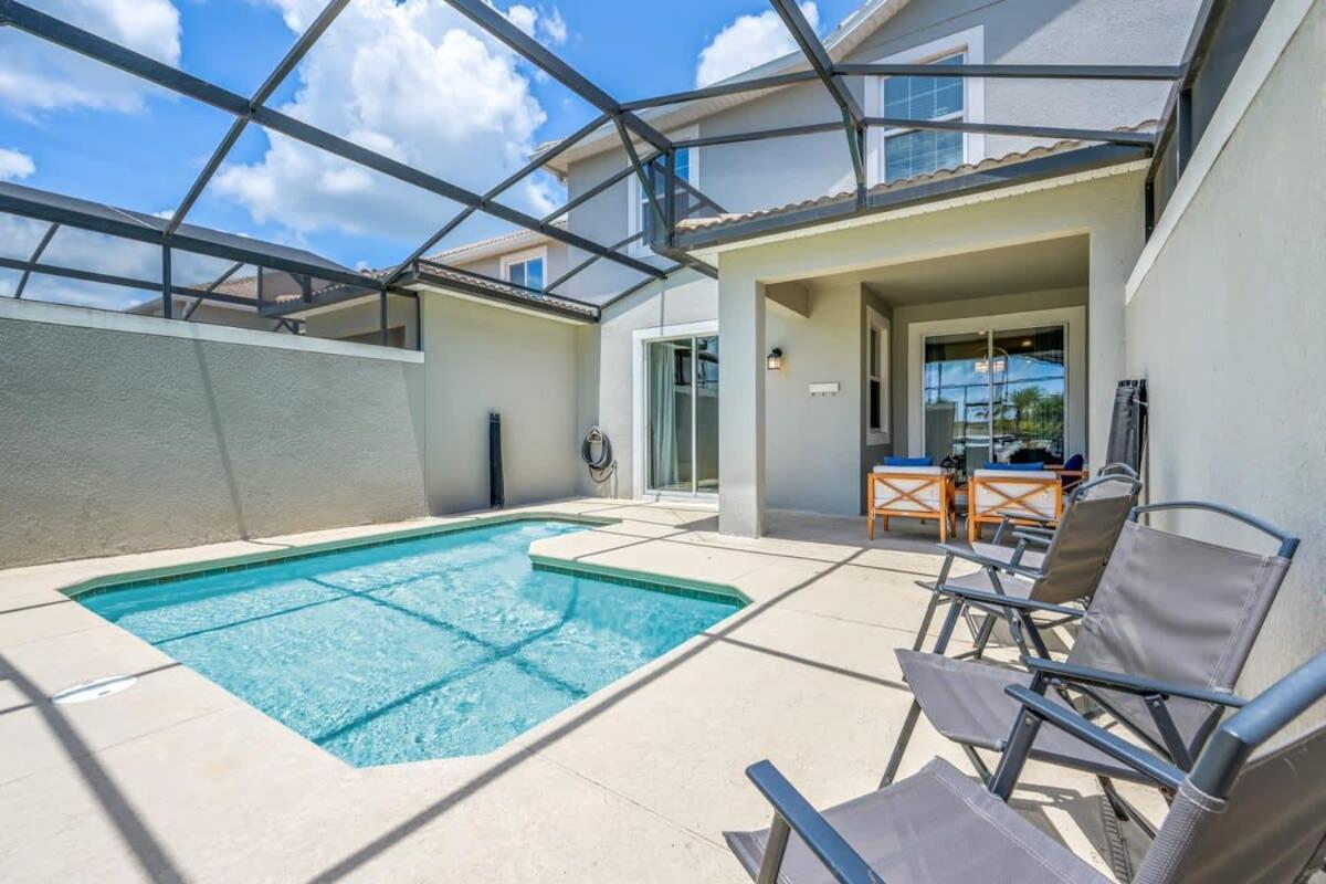 Magical Retreat, Spacious villa 10 min from Disney - B&B Kissimmee