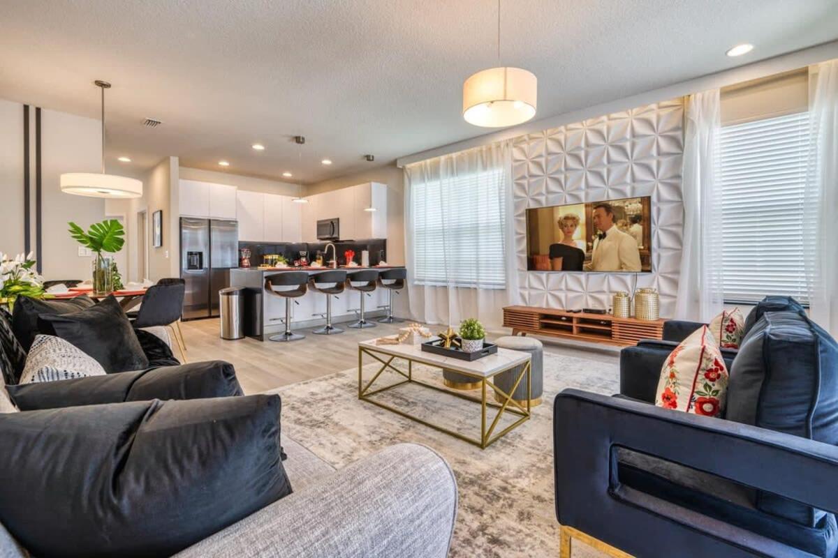 Modern Luxury Retreat - Mickey & Harry Potter Beds - B&B Orlando