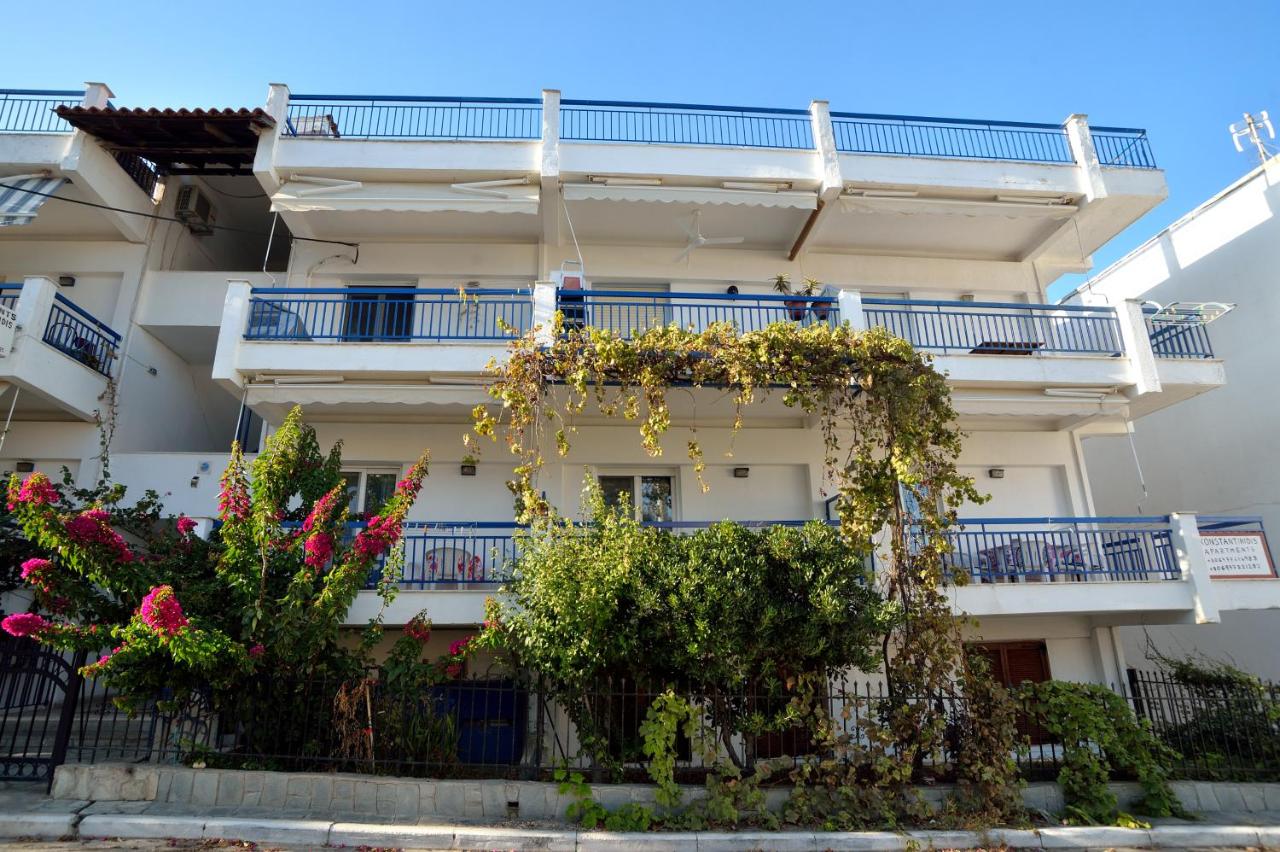 Maria Konstantinidis Apartments - Ferienwohnung Néa Poteídaia