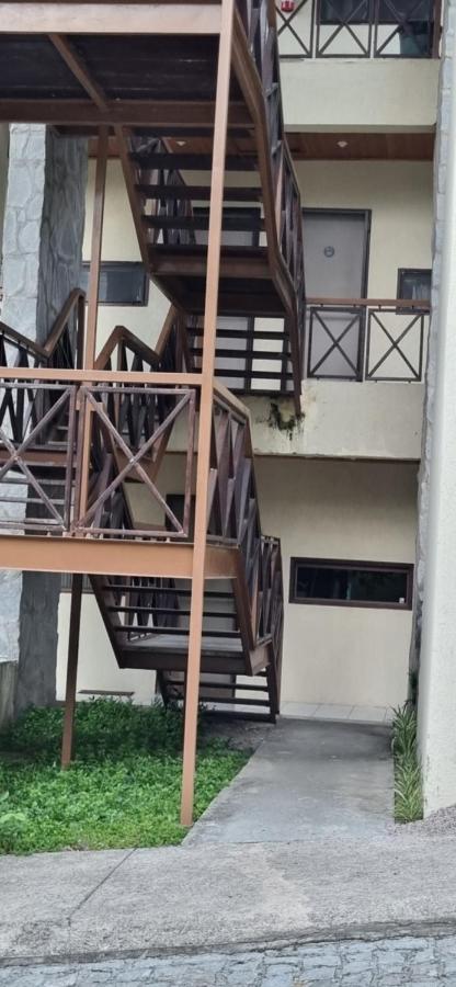 Apartamento no condomínio Flats Monte Castelo, o melhor de Gravatá - B&B