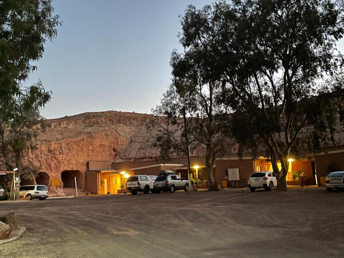 B&B Coober Pedy - Desert View Apartments - Bed and Breakfast Coober Pedy
