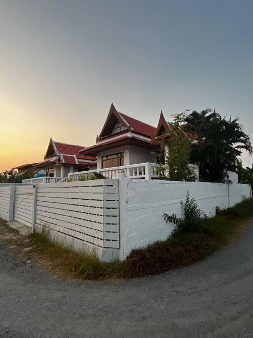 Villa Genevieve - B&B Ko Samui
