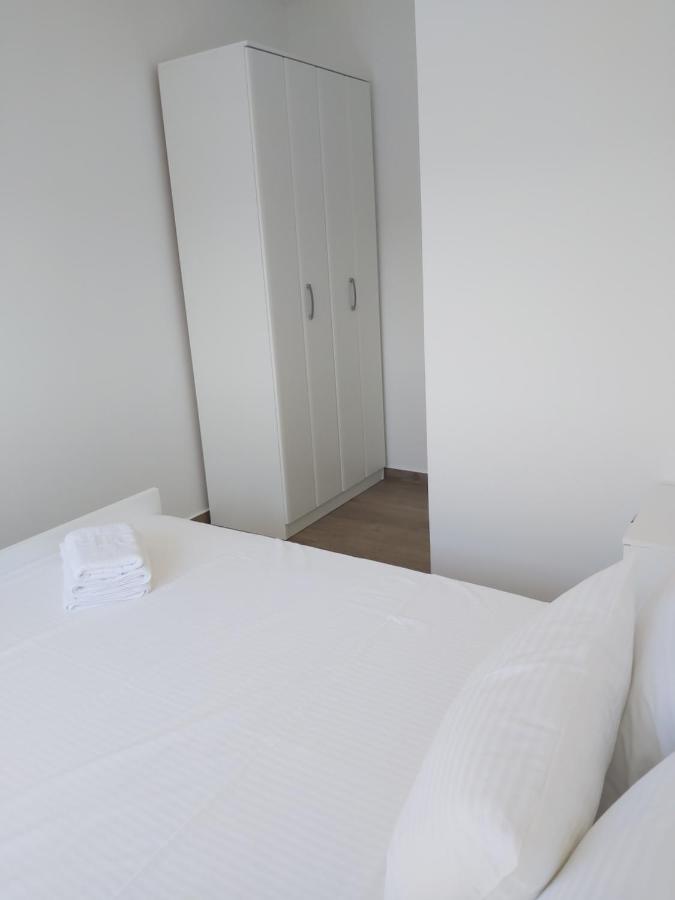 Appartamento con 2 Camere da Letto