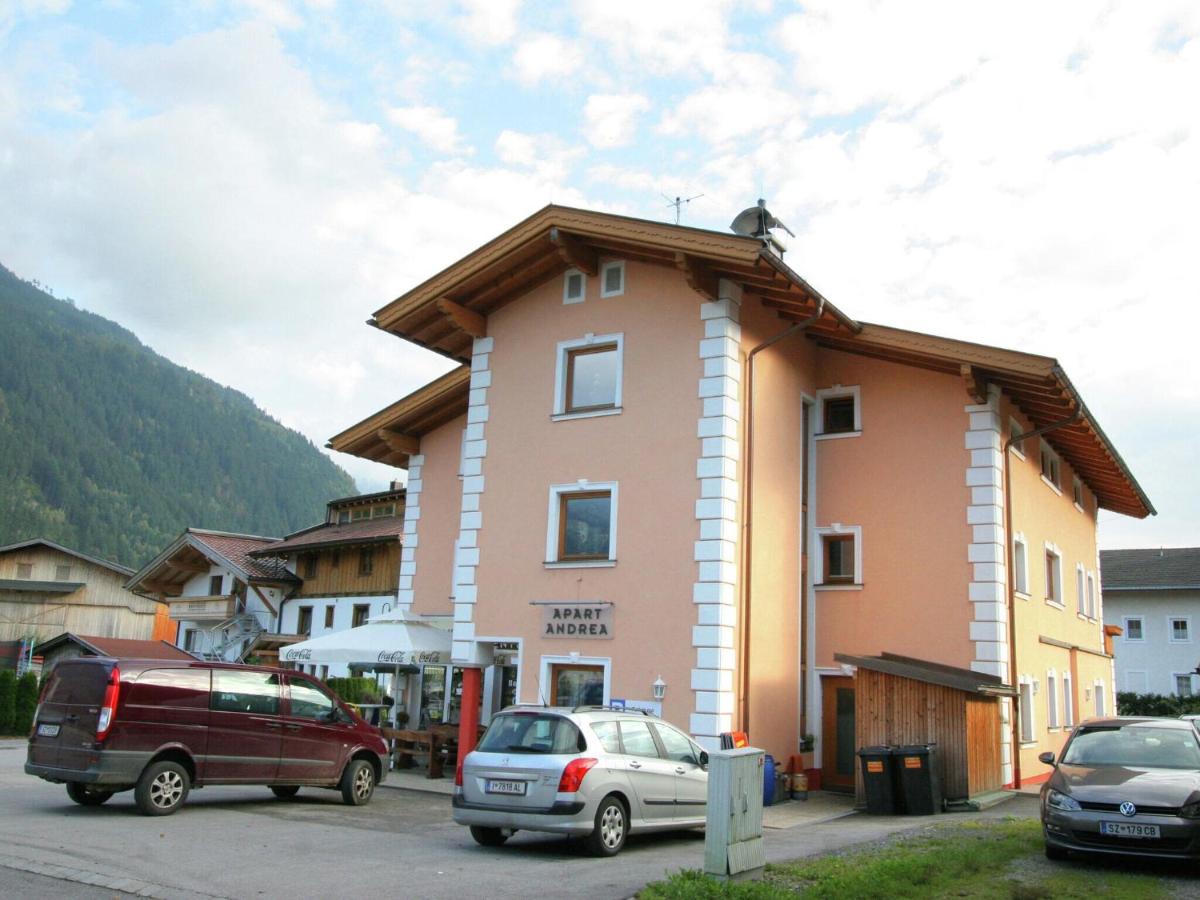 B&B Uderns - Spacious Apartment in Uderns near Ski Area - Bed and Breakfast Uderns