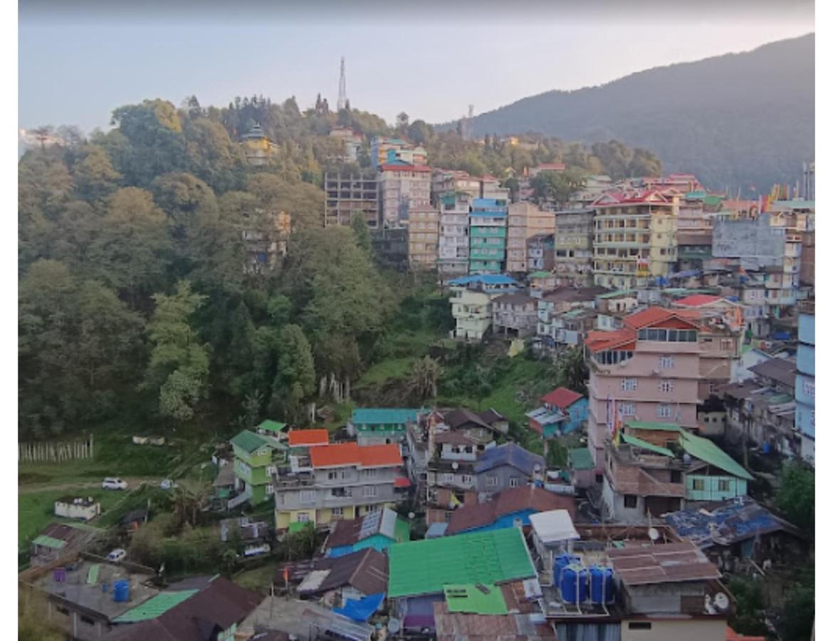 Hotel Meanamla, Ravangla, Sikkim - B&B