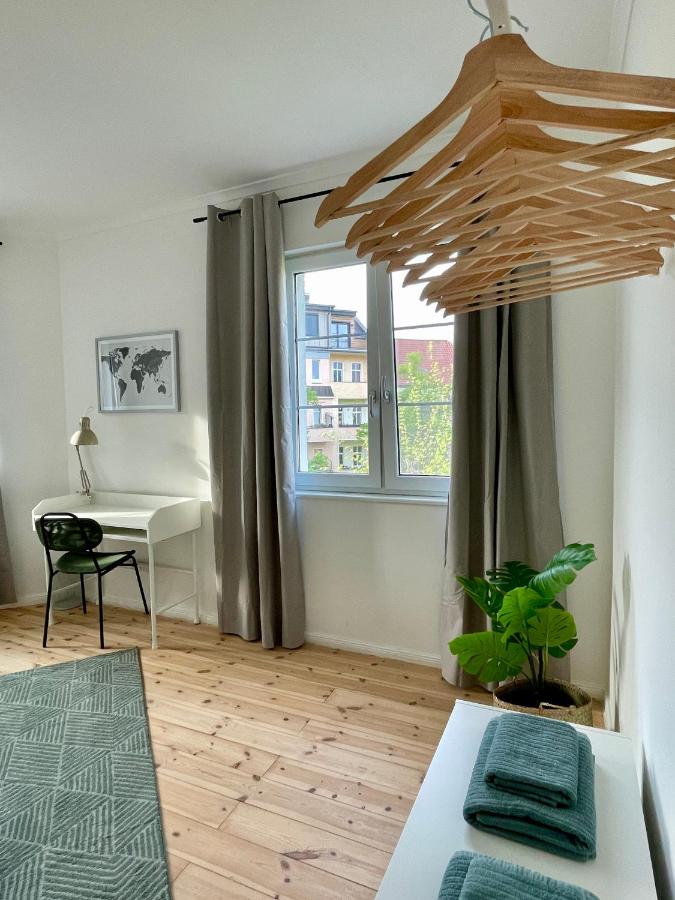 DeNe Living Apartments - Bed and Breakfast