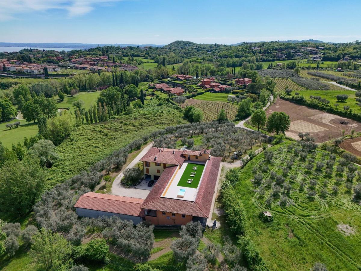 Agriturismo I sentieri del Vino - Lago Lucone - B&B
