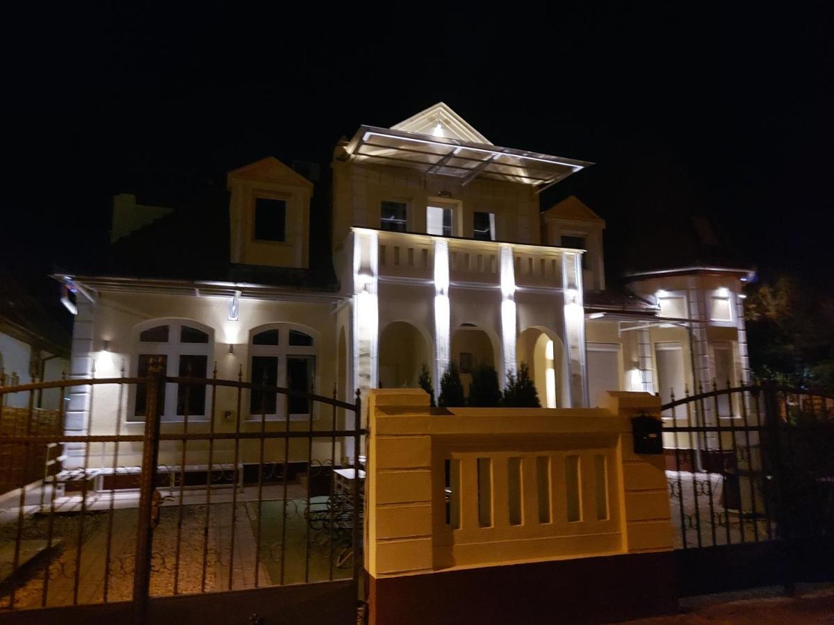 Corner Apartman 5 - B&B