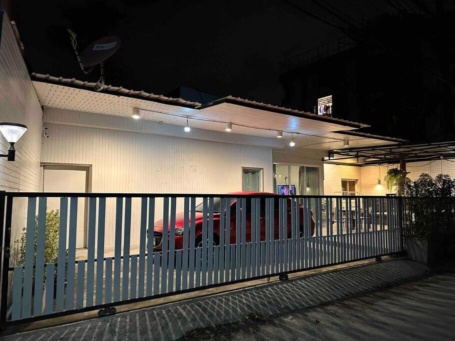Hideout Nimman - B&B
