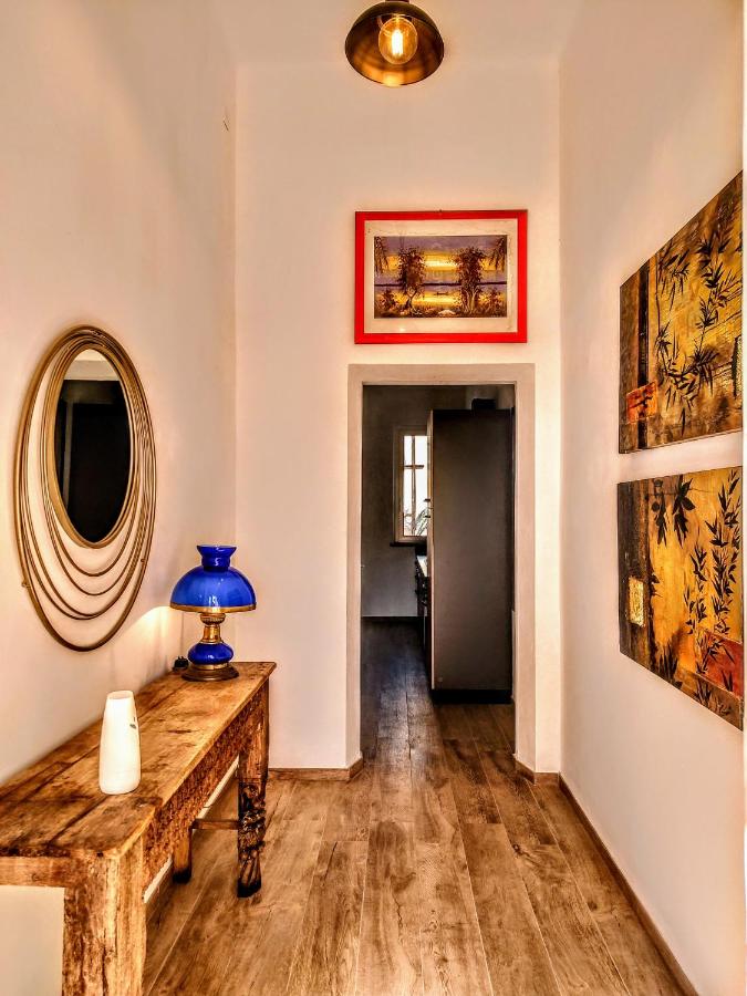 - SeaFront Deluxe Home- [Private Jacuzzi & Garden] - B&B